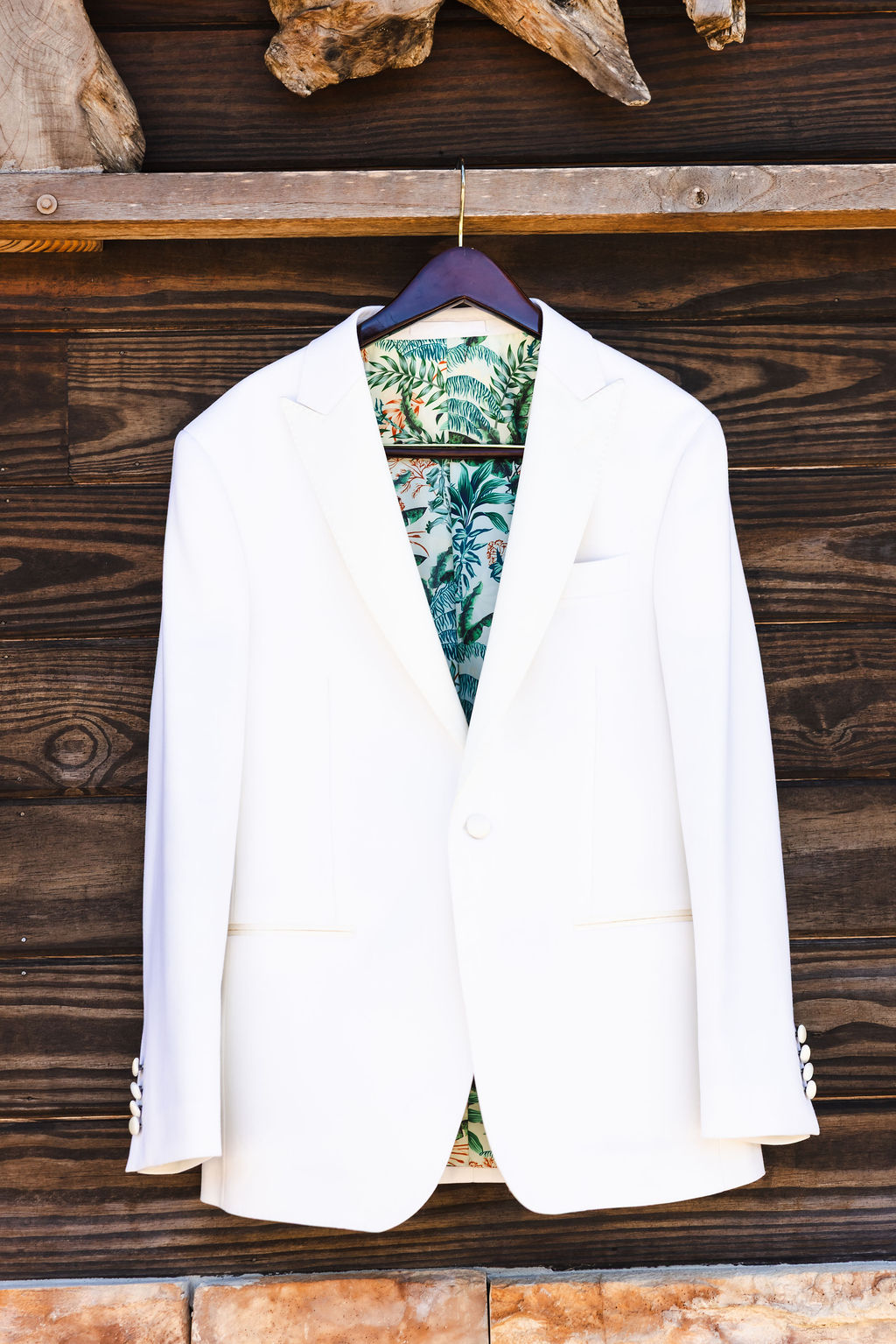 Edward's white dinner jacket with a tropical lining