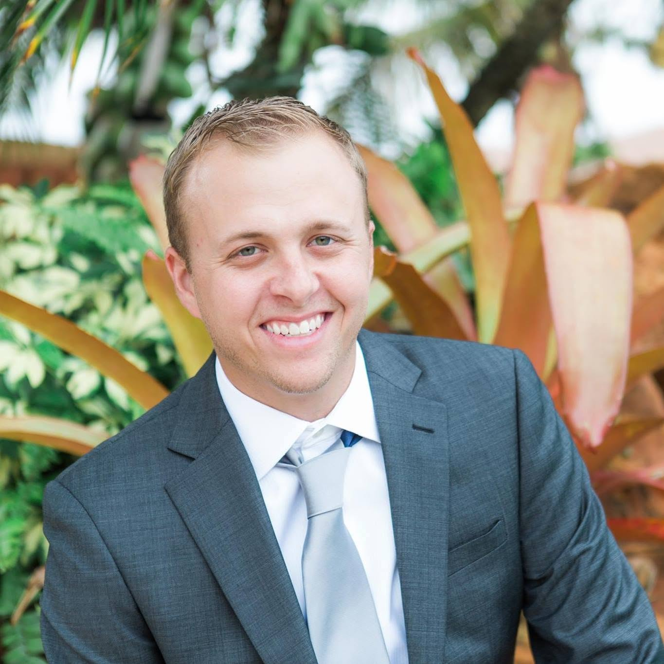 Daniel Quinones, owner of Miami Wedding Studio